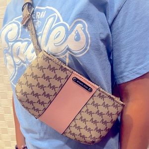 Michael Kors small purse